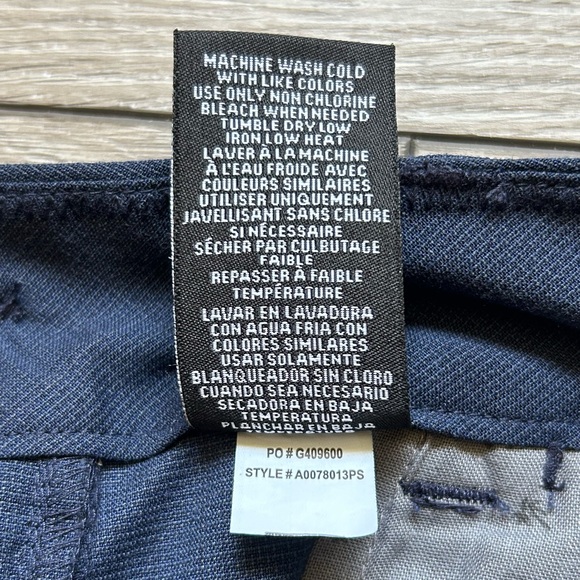 O'Neill Men's Blue 2 Way Stretch Shorts Inseam 10" Size 30 NWT - Picture 9 of 9